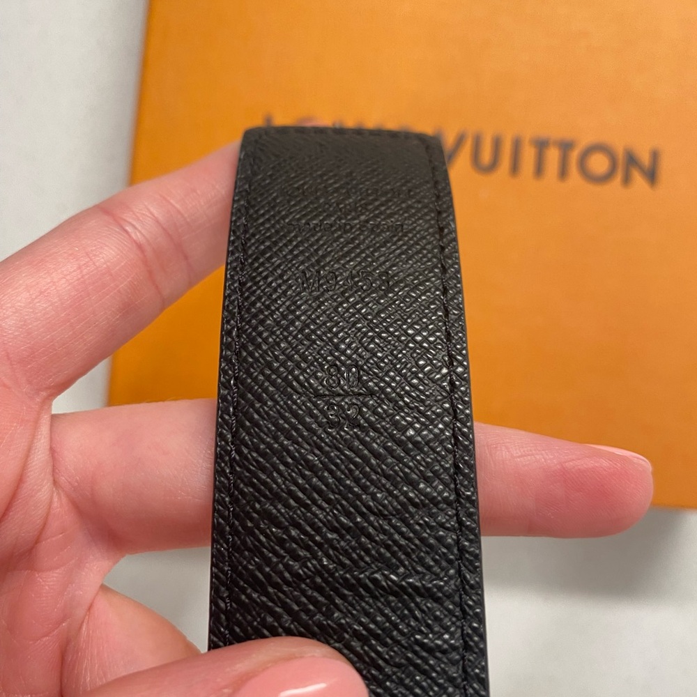 Louis Vuitton Black Womens Belt with Gold Buckle - Picture 7 of 7